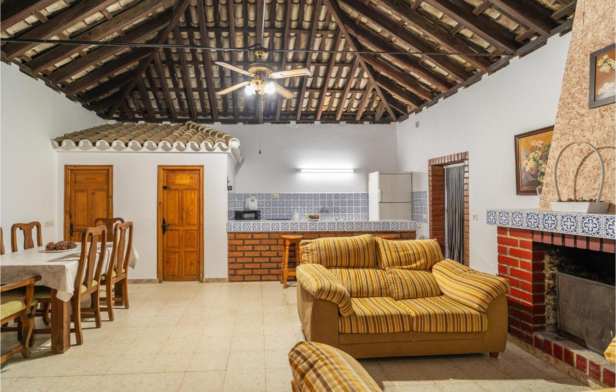 Beautiful Home In Algar With Indoor Swimming Pool Extérieur photo