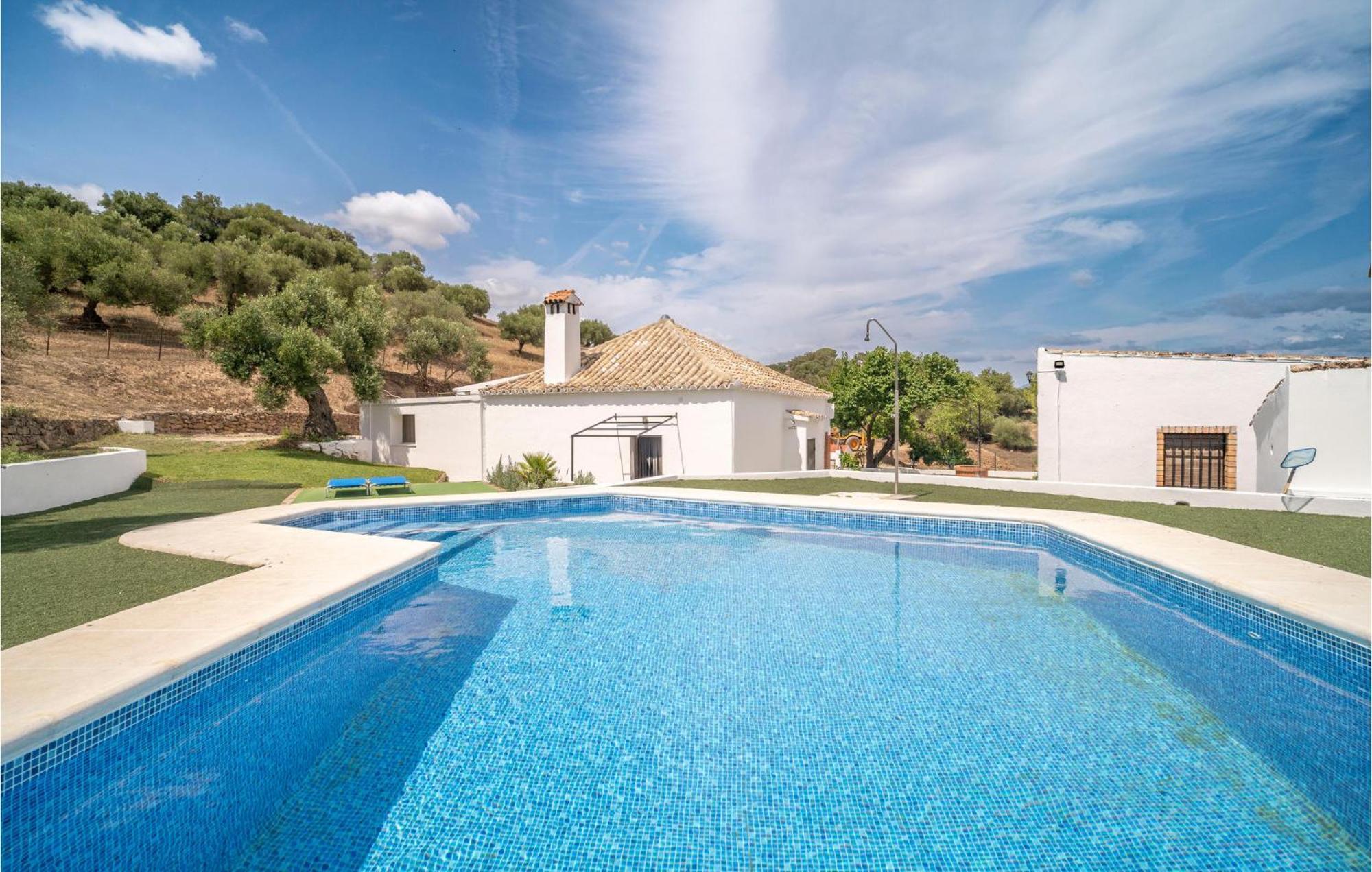 Beautiful Home In Algar With Indoor Swimming Pool Extérieur photo